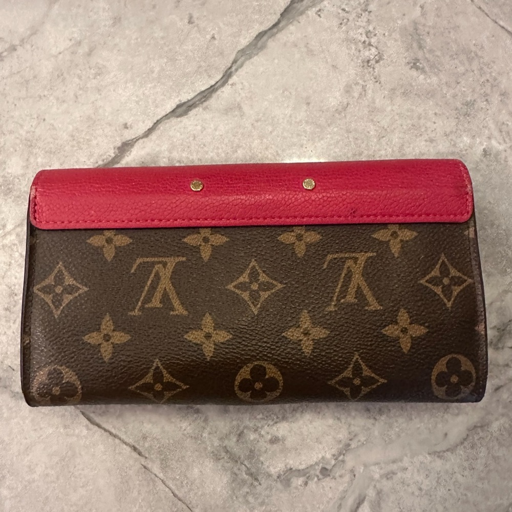 Louis Vuitton wallet - Picture 4 of 10